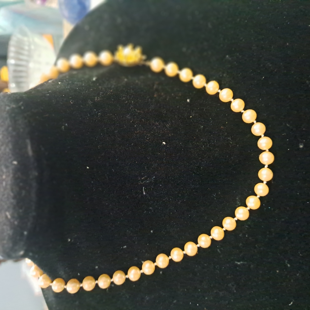 Vintage Cream Glass Pearl Necklace With 14K Gold Flower Classp